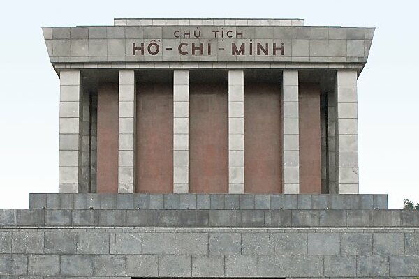 Le mausolée de Ho Chi Minh