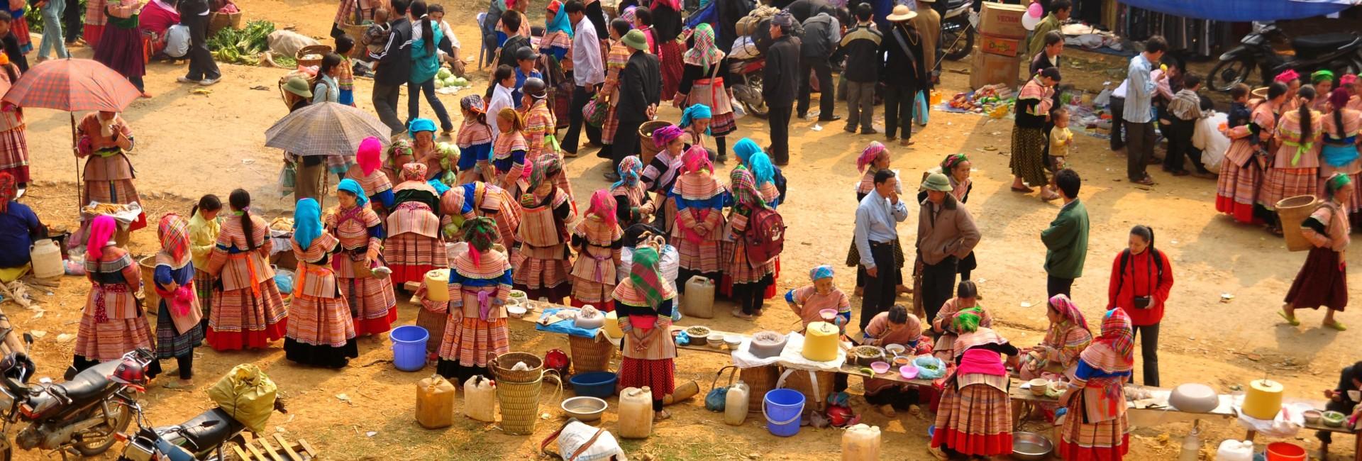 Liste des 16 marchés ethniques au Nord du Vietnam