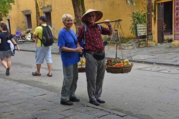 Jour 06 : Hue - Da Nang - Hoi An - visite de la ville 