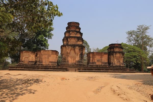 Jour 11 : Luang Prabang - Vol pour Siem Reap