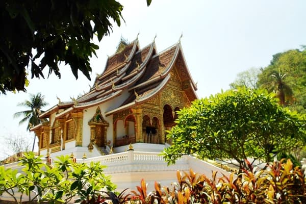Jour 10 : Vang Vieng - Vientiane