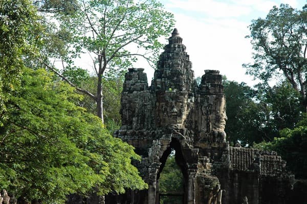 Jour 02 : Siem Reap - Angkor Thom - Angkor Wat