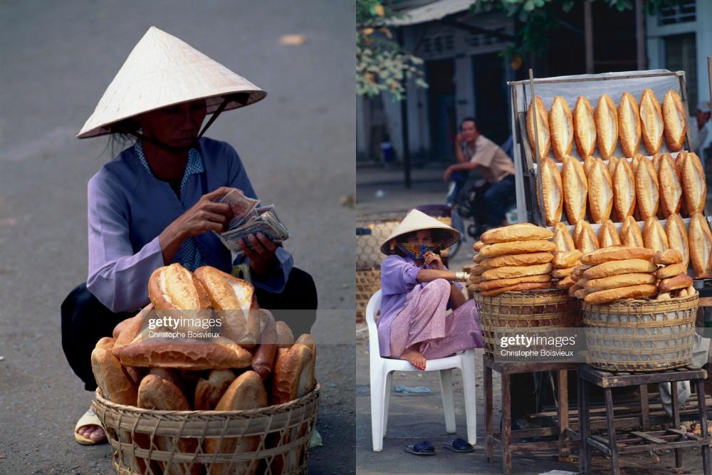 Vendeuses de Banh Mi à Saigon, Vietnam dans les années 90