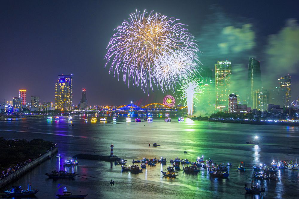 Images du festival des feux d'artifice de Da Nang
