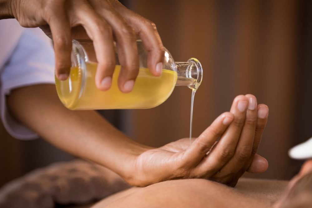 massage au vietnam, massage vietnamien, bien être, détente, huiles naturelles pour massage, voyage au vietnam