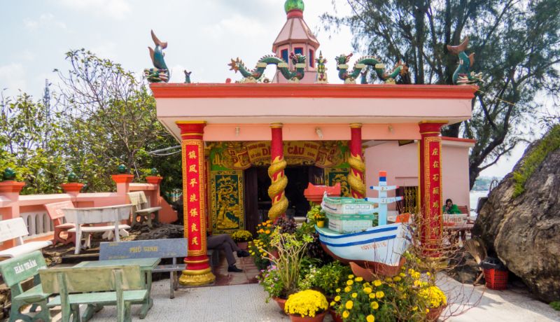 dinh cau, phu quoc, pagode, temple, vietnam