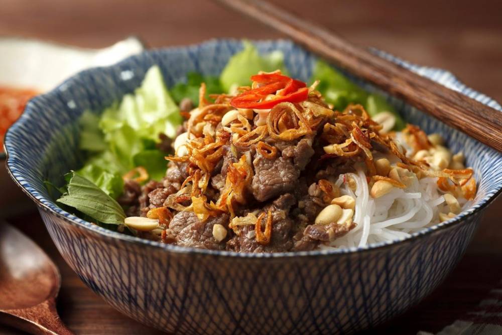 bun bo nam bo ou bo bun de la cuisine vietnamienne