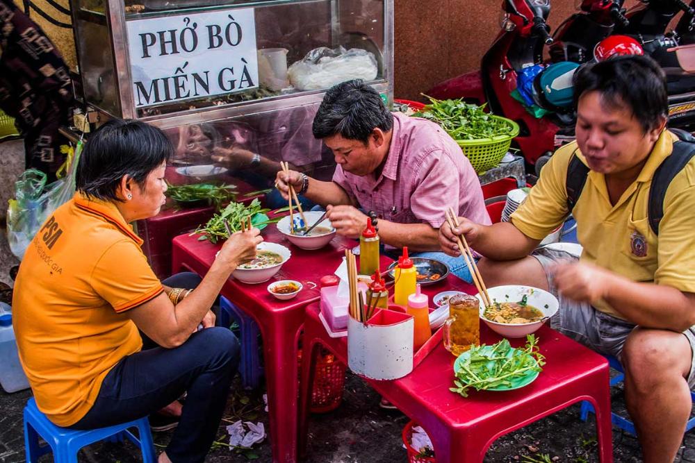 restaurant de rue vietnam, cuisine de rue vietnam