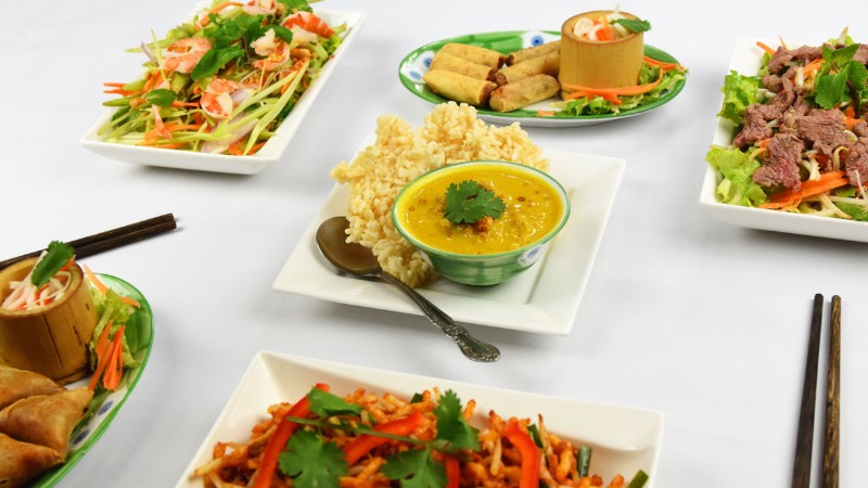 restaurant cambodgien, cuisine cambodgienne, cuisine khmere, cambodge, paris, la mousson pyramides
