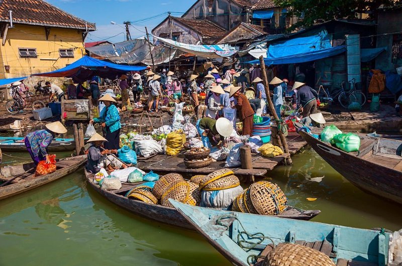 meilleurs marchés locaux au Vietnam, marché hoi an, marché central hoi an, marché rivière thu bon
