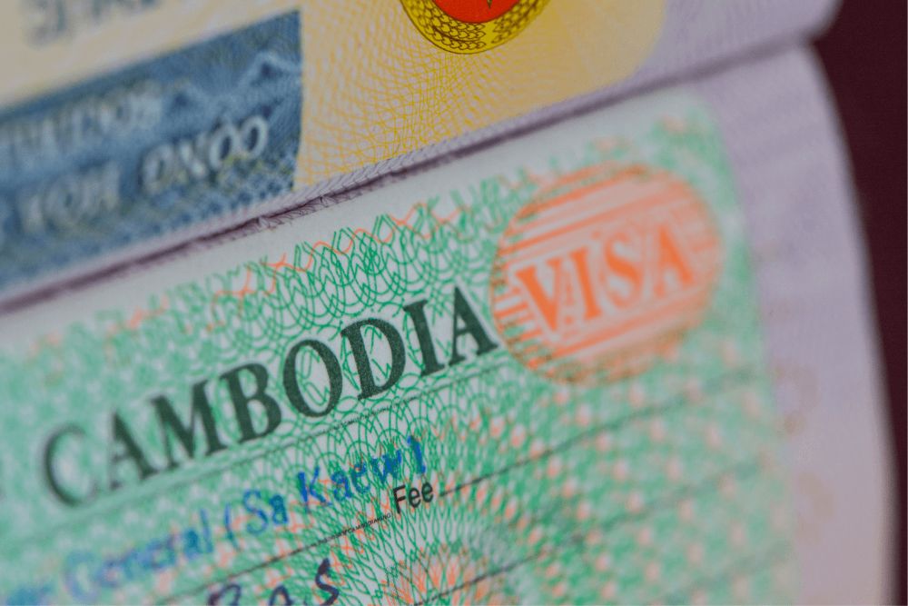 visa cambodge, passeport avec estampe visa cambodge, vue rapprochée visa cambodge